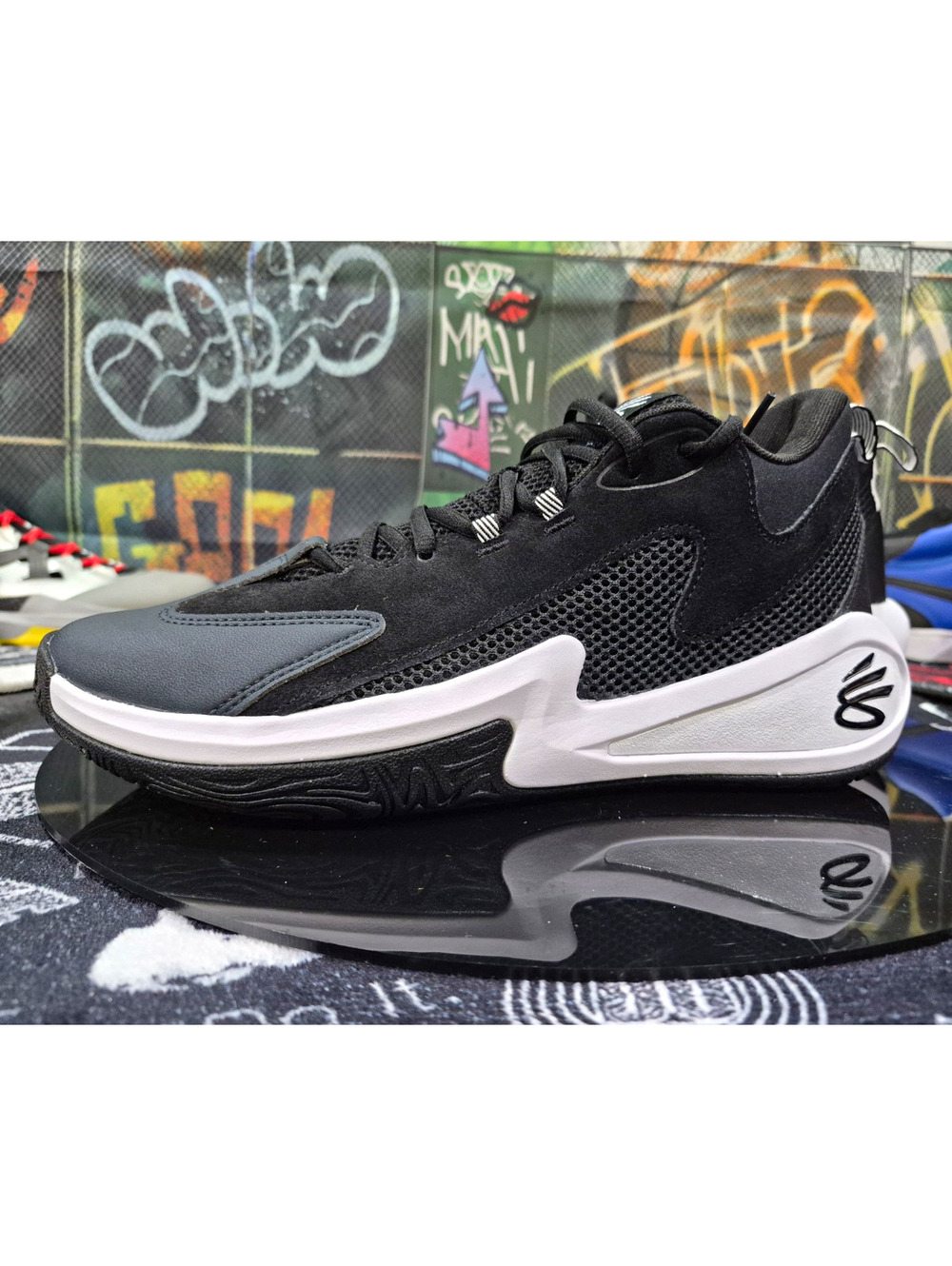 Under Armour Curry 3Z 25 SDE Low Top Basketball Shoes Black/Gray/White